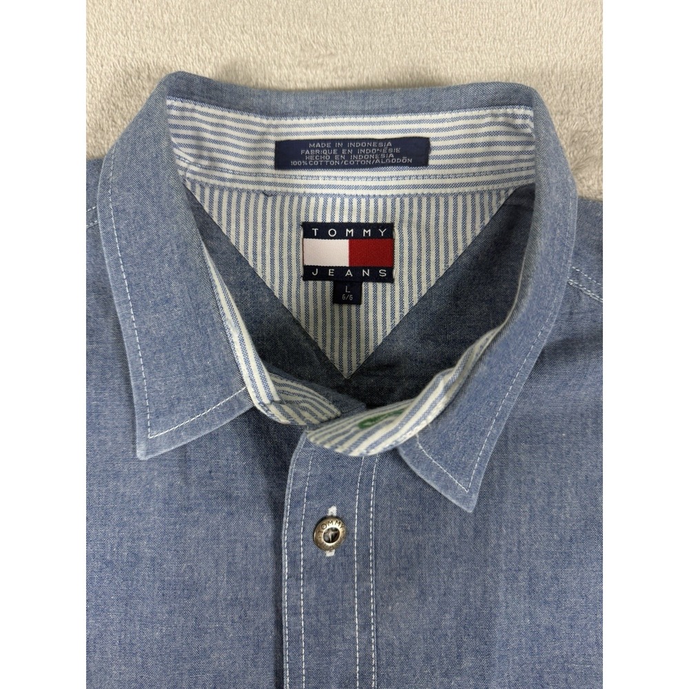 Vintage Tommy Jeans Denim Button Up Shirt Men's Large Short Sleeve Embroidered L - Picture 3 of 16